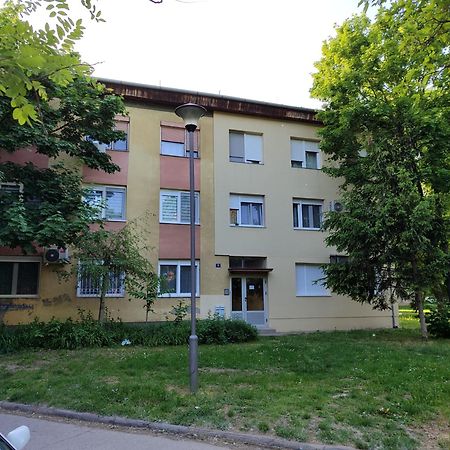 Apartman Studio Blue Суботиця Екстер'єр фото