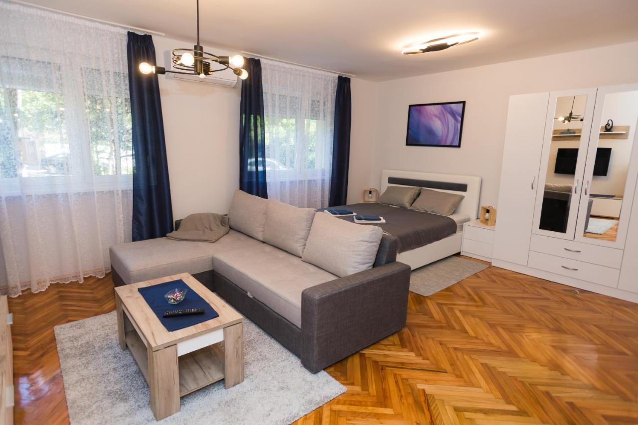 Apartman Studio Blue Суботиця Екстер'єр фото